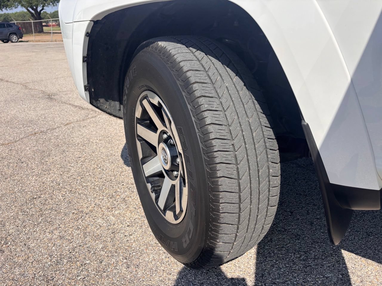 Used 2023 Toyota 4Runner TRD Off-Road Premium w/ Off Road Premium Plus Package AWD/4WD image 12