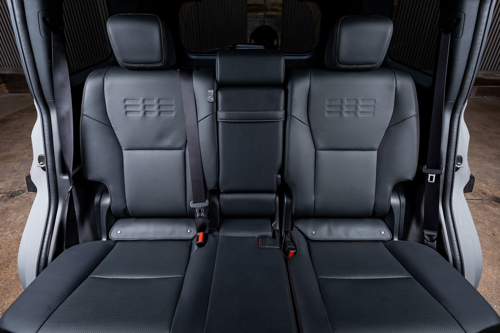 Used 2025 Lexus GX 550 550 Overtrail image 35