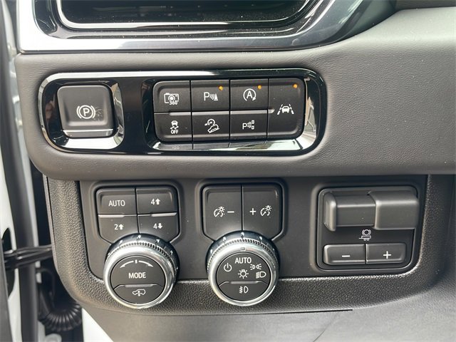 New 2026 GMC Yukon XL AT4 Ultimate image 29