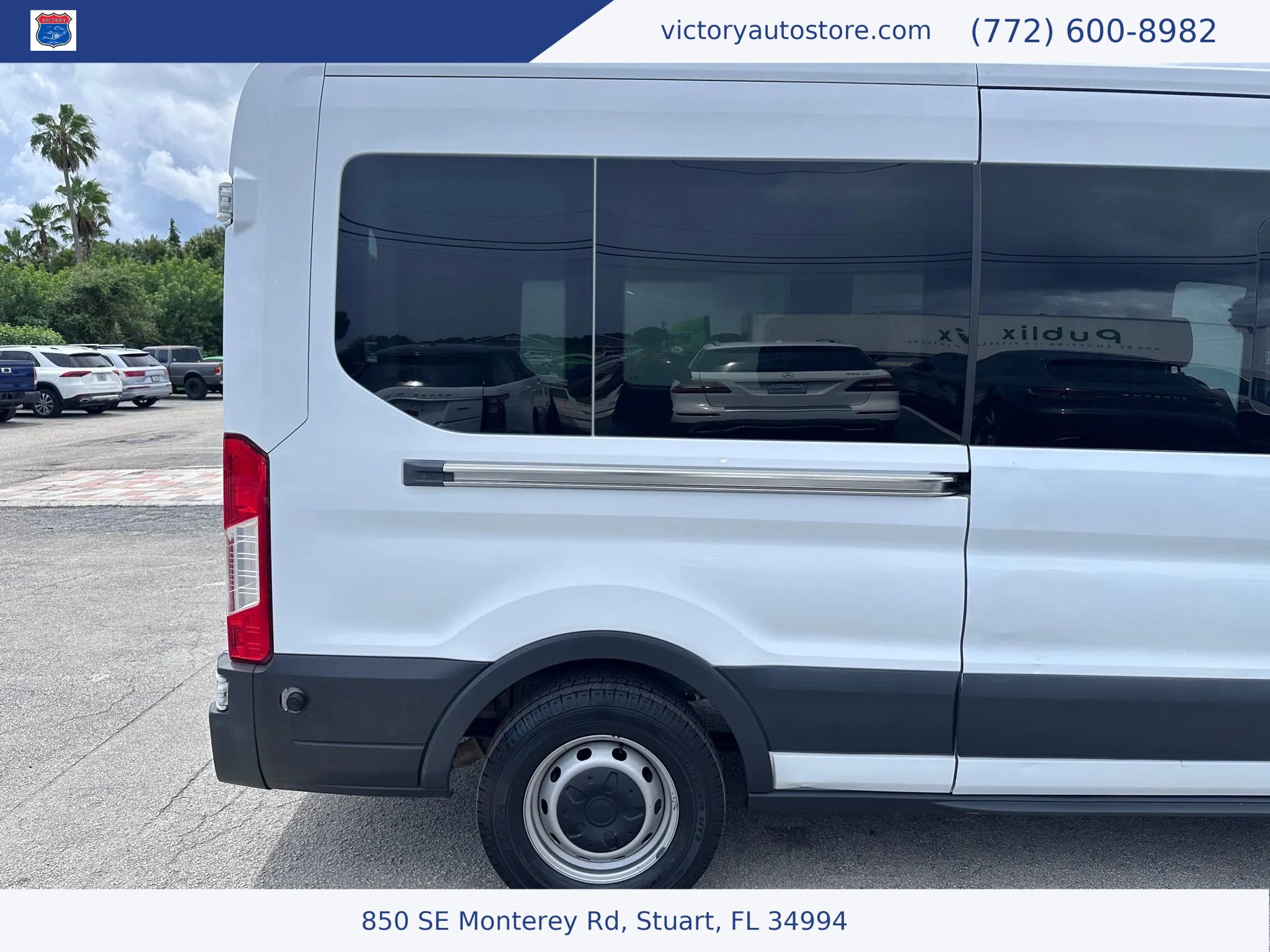 Used 2017 Ford Transit 350 XL RWD image 10
