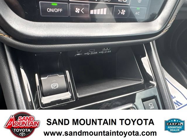 Used 2025 Subaru Outback Wilderness AWD/4WD image 22