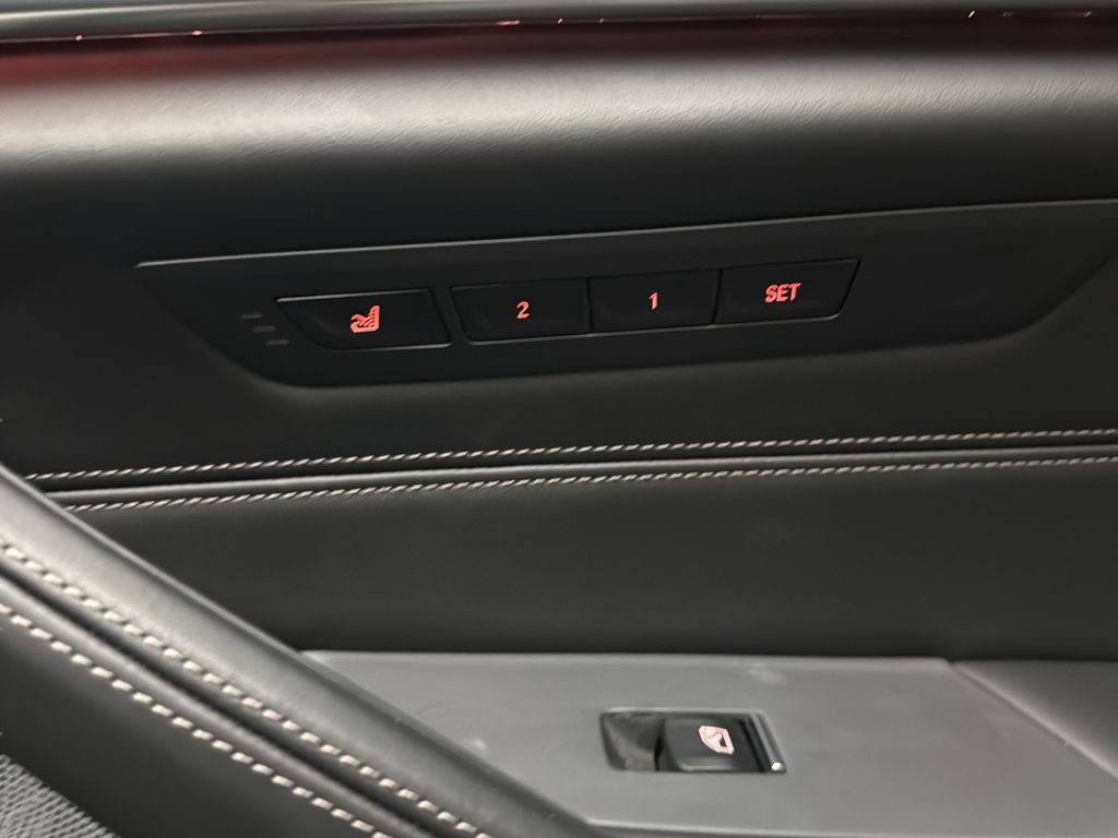 Used 2018 BMW M550i xDrive AWD/4WD image 21