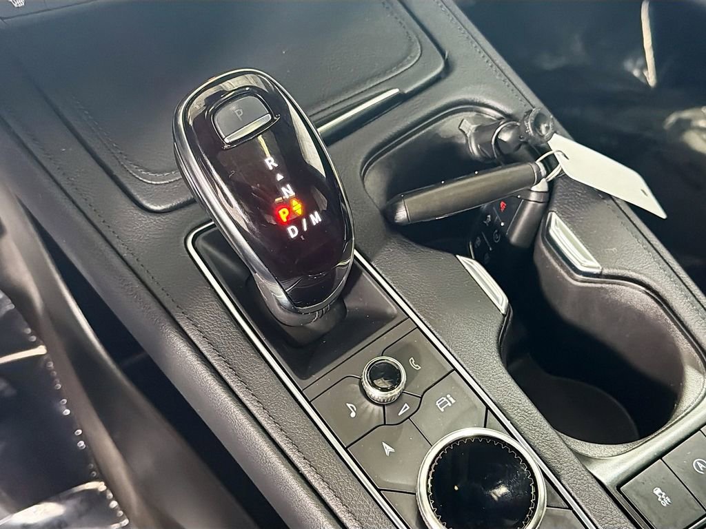 Used 2025 Cadillac XT4 Sport image 16