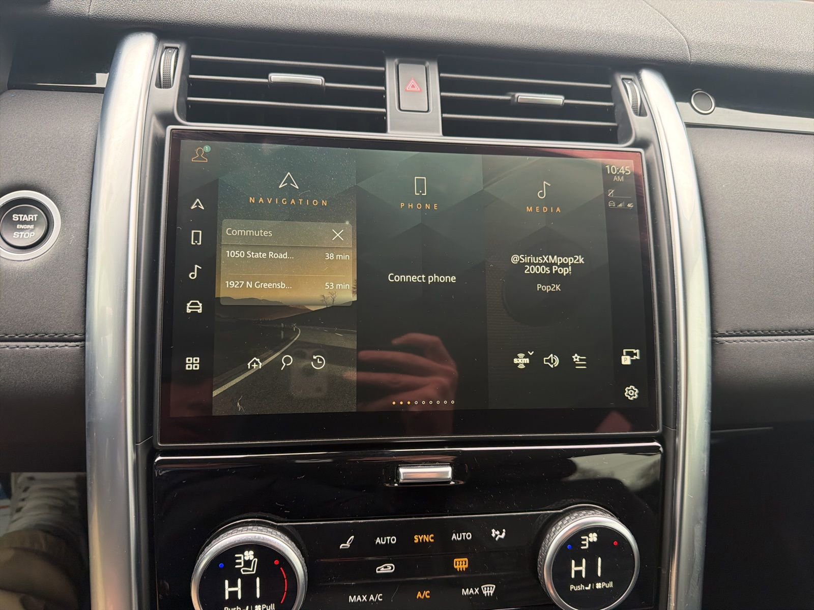 Used 2022 Land Rover Discovery S image 14