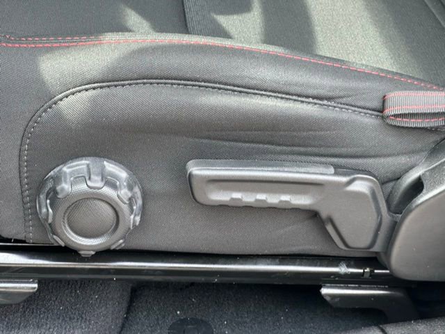 Used 2022 Jeep Gladiator Rubicon w/ LED Lighting Group image 28