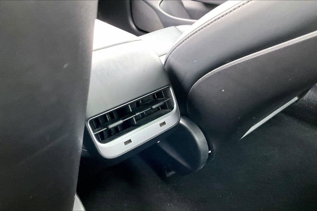 Used 2020 Tesla Model 3 Long Range image 10