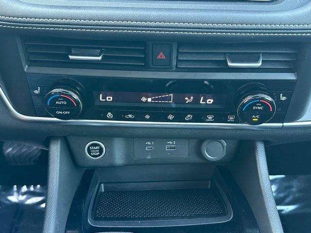 Certified 2023 Nissan Rogue SV w/ SV Premium B Package AWD/4WD image 37