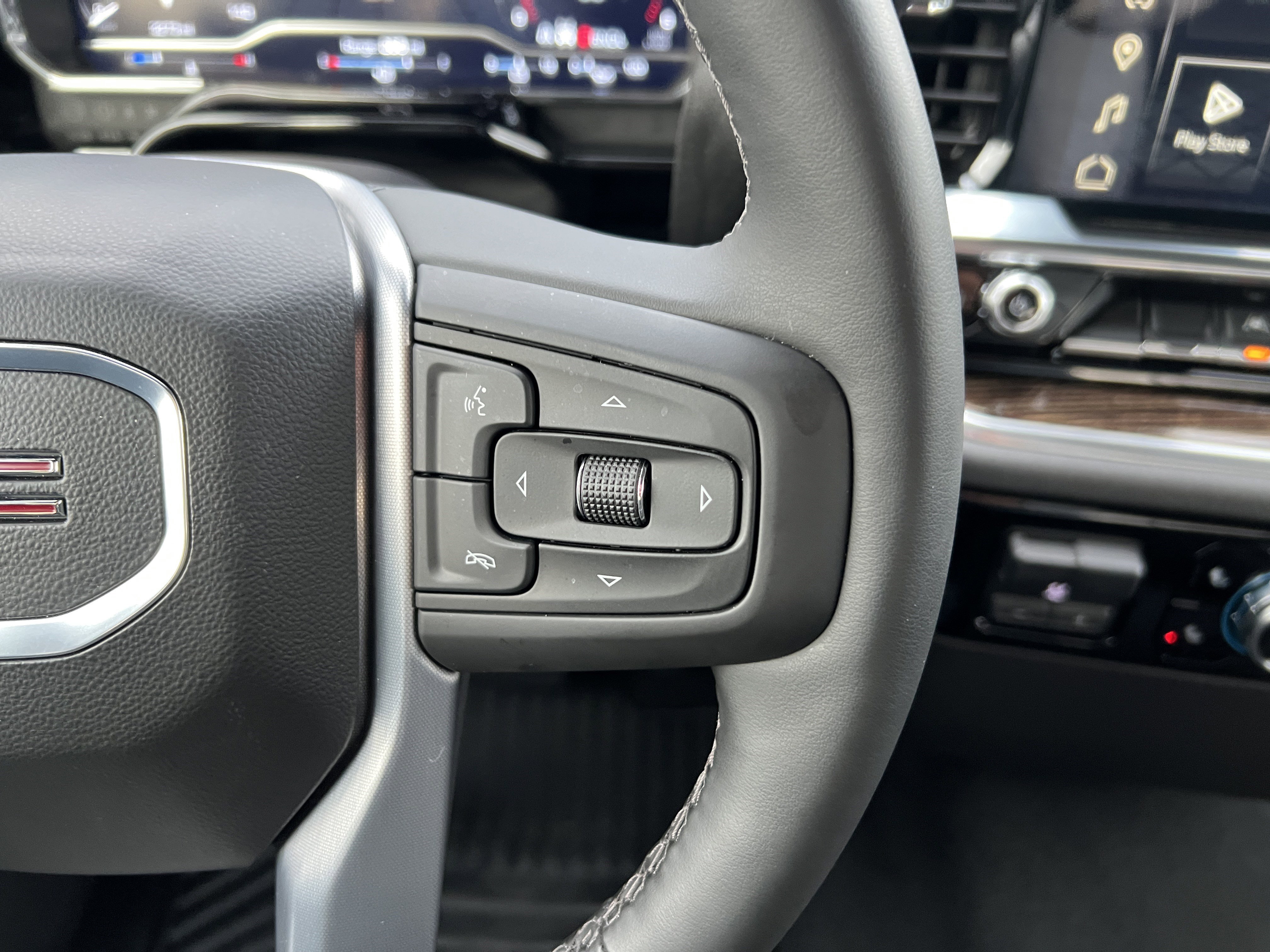 Used 2025 GMC Sierra 1500 Elevation image 27