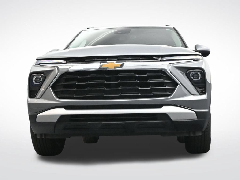 Used 2025 Chevrolet TrailBlazer LT AWD/4WD image 22