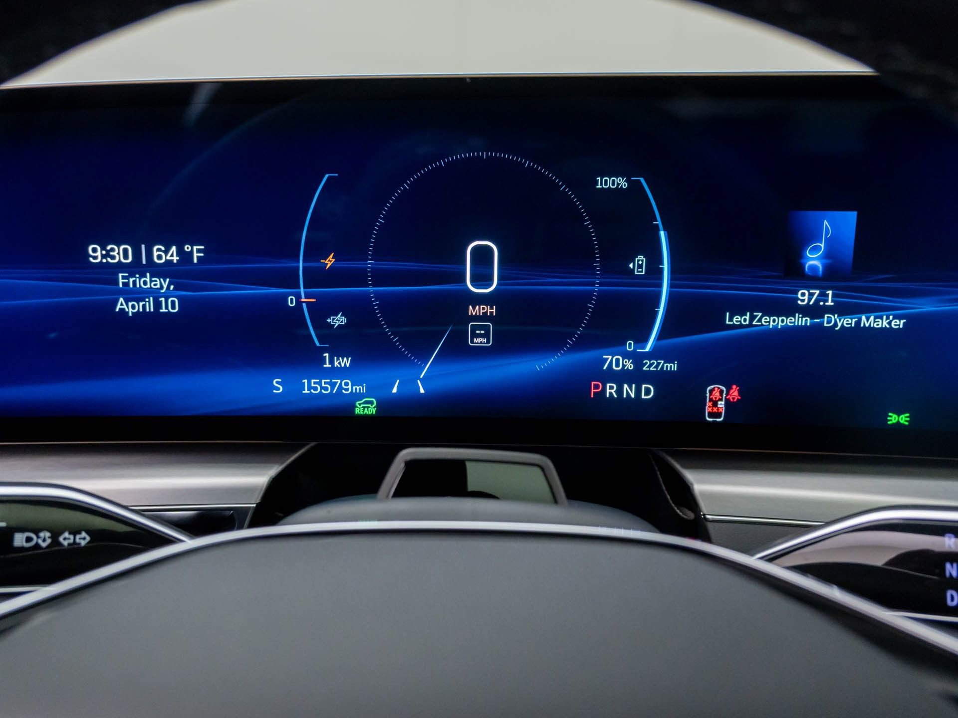 Certified 2025 Cadillac Lyriq Luxury w/ LPO, Floor Liner Package AWD/4WD image 25