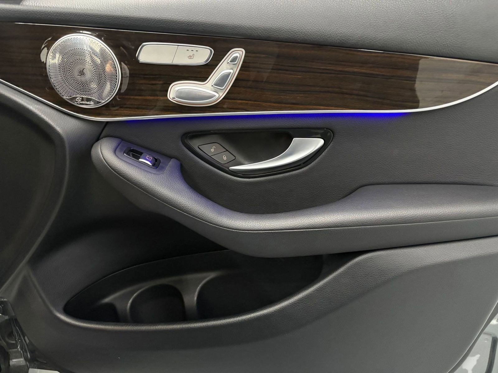 Used 2021 Mercedes-Benz GLC 300 4MATIC Coupe image 22