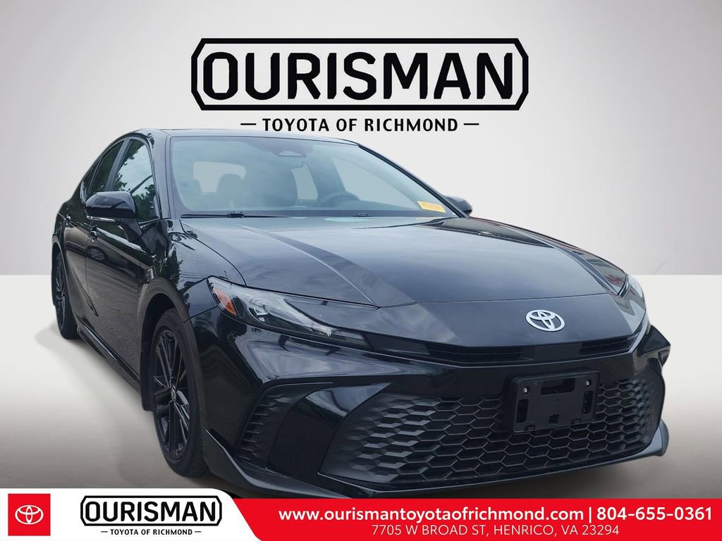 Used 2025 Toyota Camry SE FWD video 1