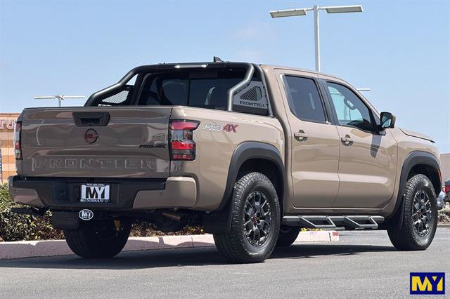 Used 2024 Nissan Frontier PRO-4X w/ Pro Premium Package AWD/4WD image 4