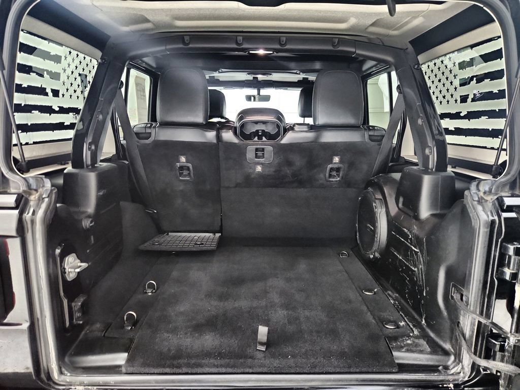 Used 2018 Jeep Wrangler Unlimited Rubicon AWD/4WD image 35