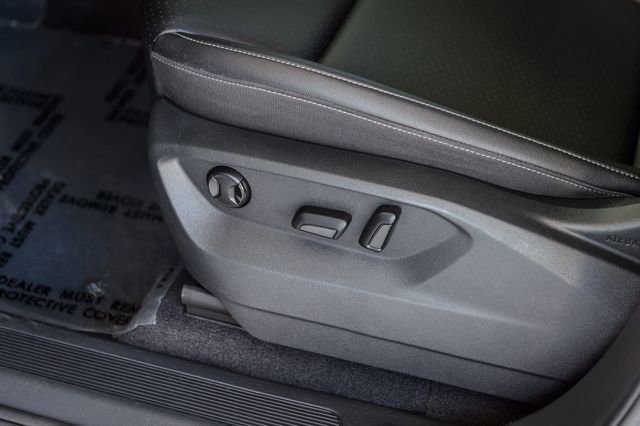 Used 2019 Volkswagen Atlas SE w/ Towing Package image 39