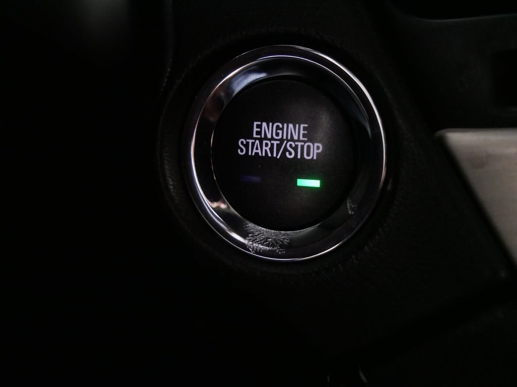 Used 2020 GMC Yukon XL Denali w/ Denali Premium Package AWD/4WD image 26