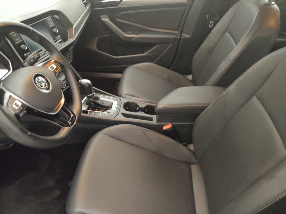 Used 2019 Volkswagen Jetta SE FWD image 17