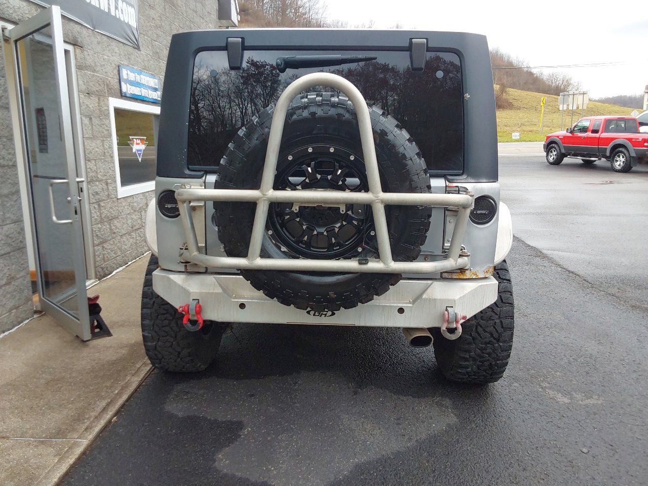 Used 2013 Jeep Wrangler Unlimited Sport image 4