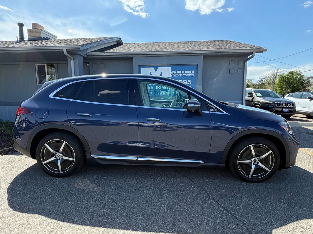 Used 2023 Mercedes-Benz EQE 500 4MATIC SUV image 10