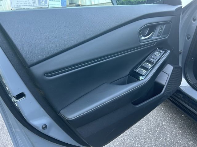 Used 2023 Honda Accord Touring image 12