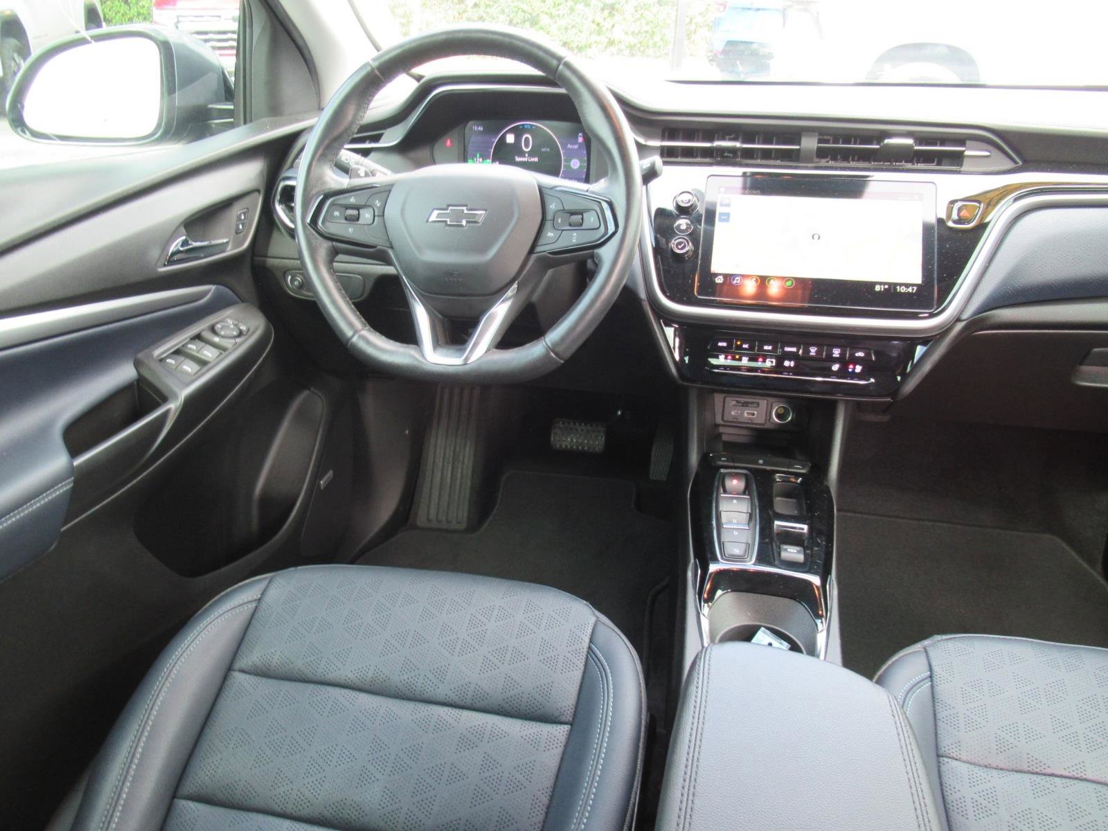 Used 2023 Chevrolet Bolt EUV Premier w/ Sun & Sound Package image 12
