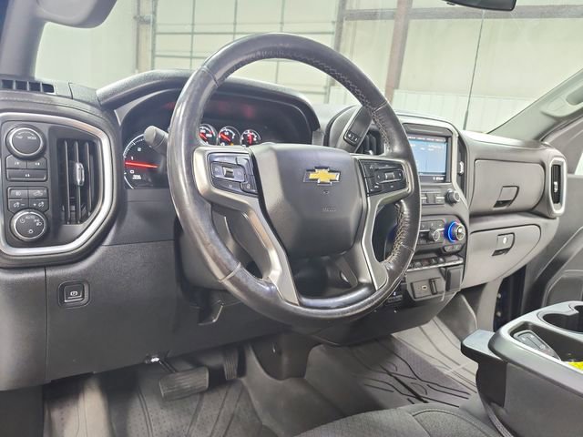 Used 2022 Chevrolet Silverado 3500 LT w/ Convenience Package image 18