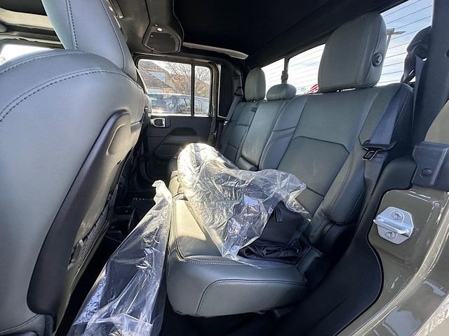New 2026 Jeep Gladiator Mojave image 17