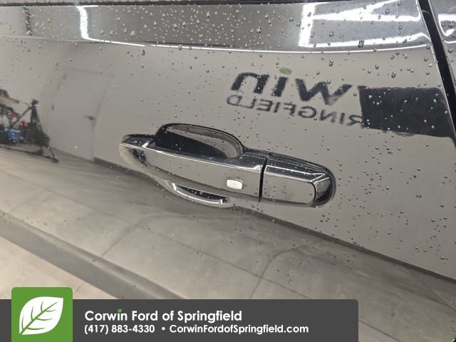 Used 2022 Chevrolet Camaro LT image 15