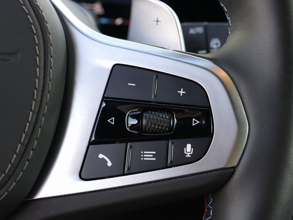 Used 2026 BMW X5 M60i image 41