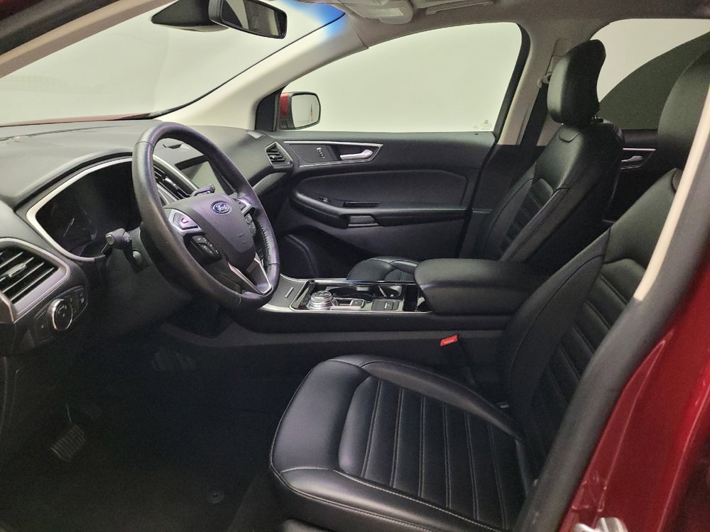 Used 2019 Ford Edge SEL w/ Equipment Group 201A FWD image 17