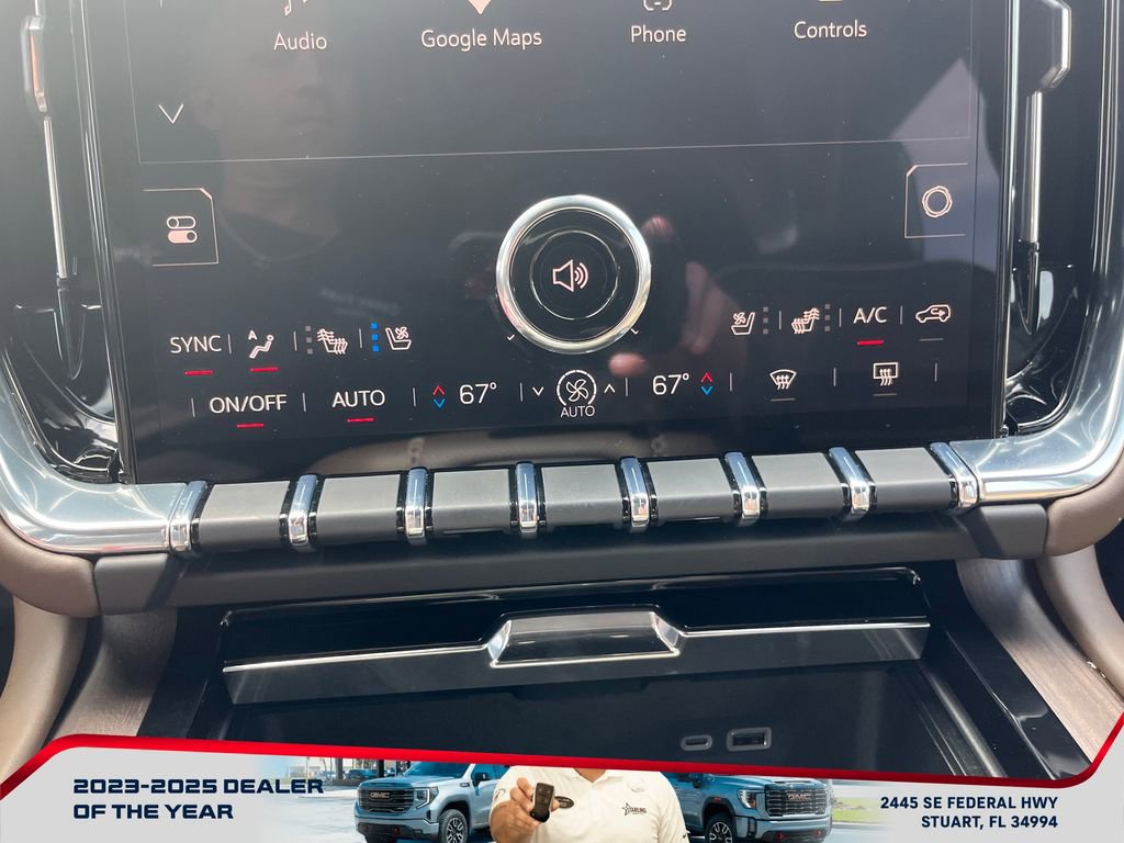 Used 2025 GMC Yukon Denali Ultimate image 34