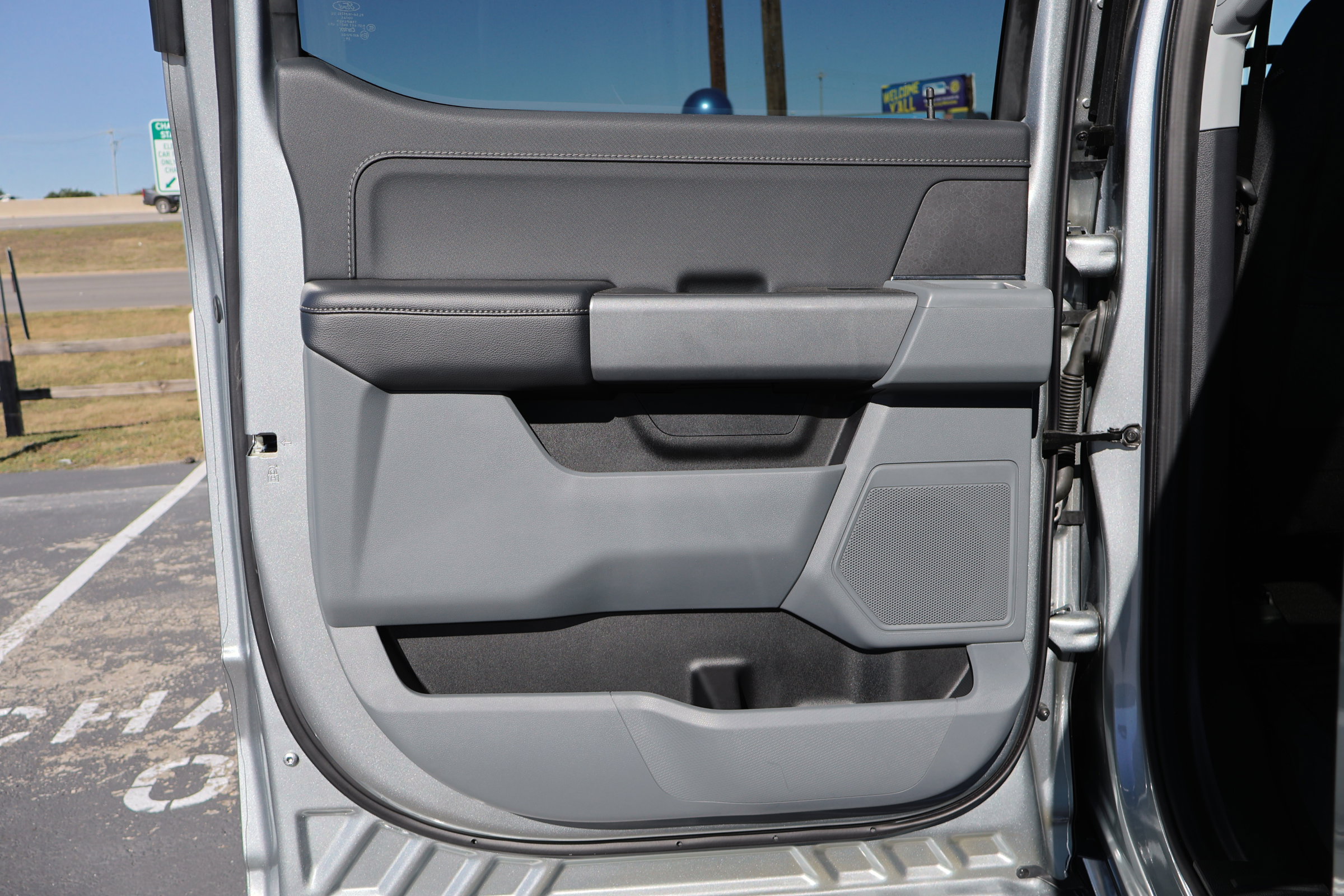 Certified 2025 Ford F150 XLT w/ Equipment Group 301A Standard image 29