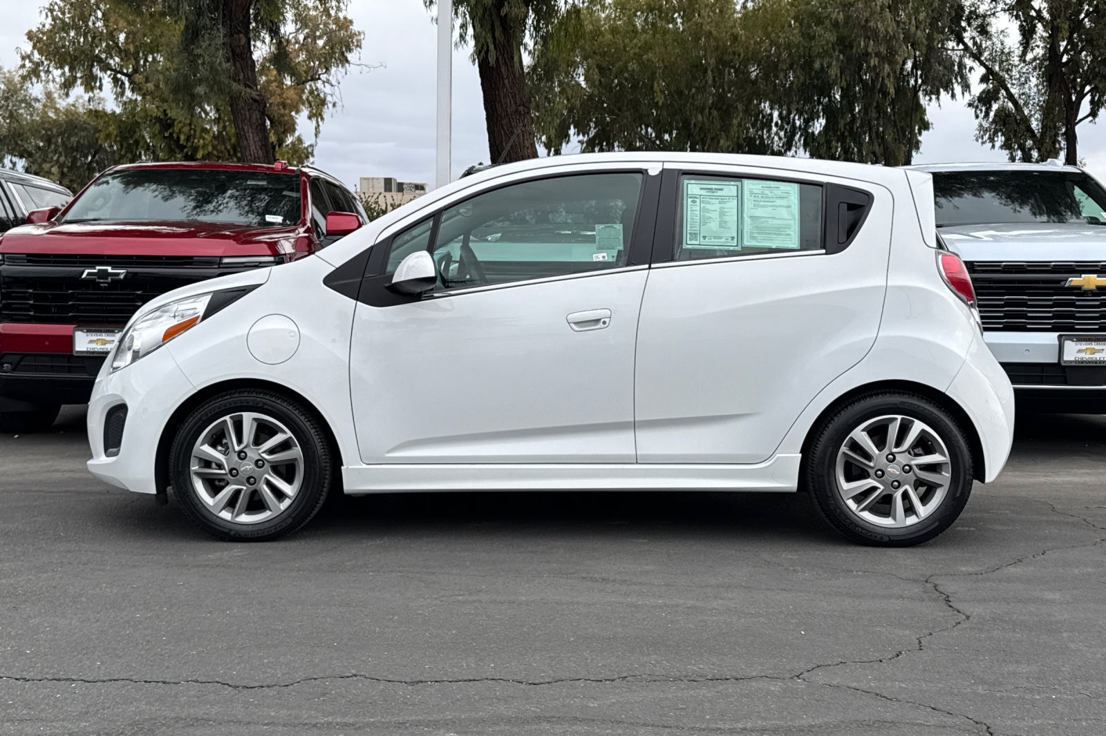 Used 2014 Chevrolet Spark LT FWD image 8