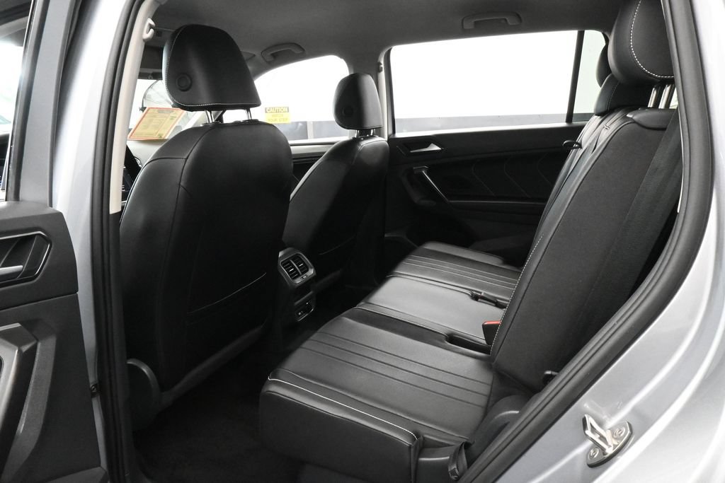 Used 2024 Volkswagen Tiguan SE FWD image 35
