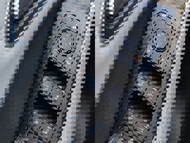 Certified 2021 Nissan Rogue SV w/ Premium Package image 25