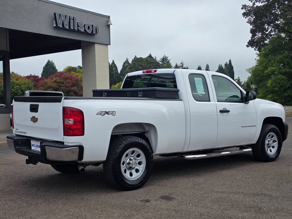 Used 2009 Chevrolet Silverado 1500 W/T AWD/4WD image 27