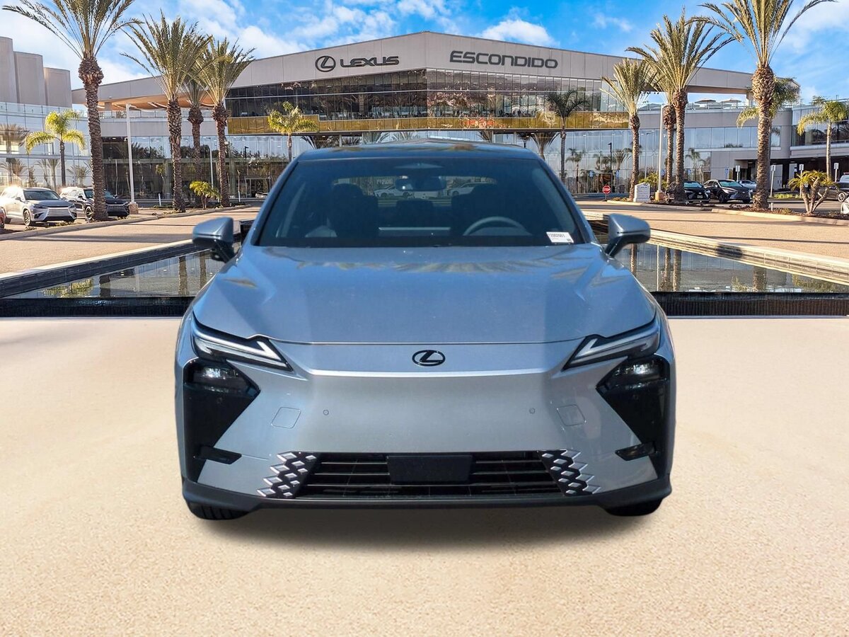New 2026 Lexus ES 350e w/ Convenience Package FWD image 2