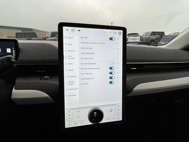 Used 2022 Ford Mustang Mach-E Premium image 43