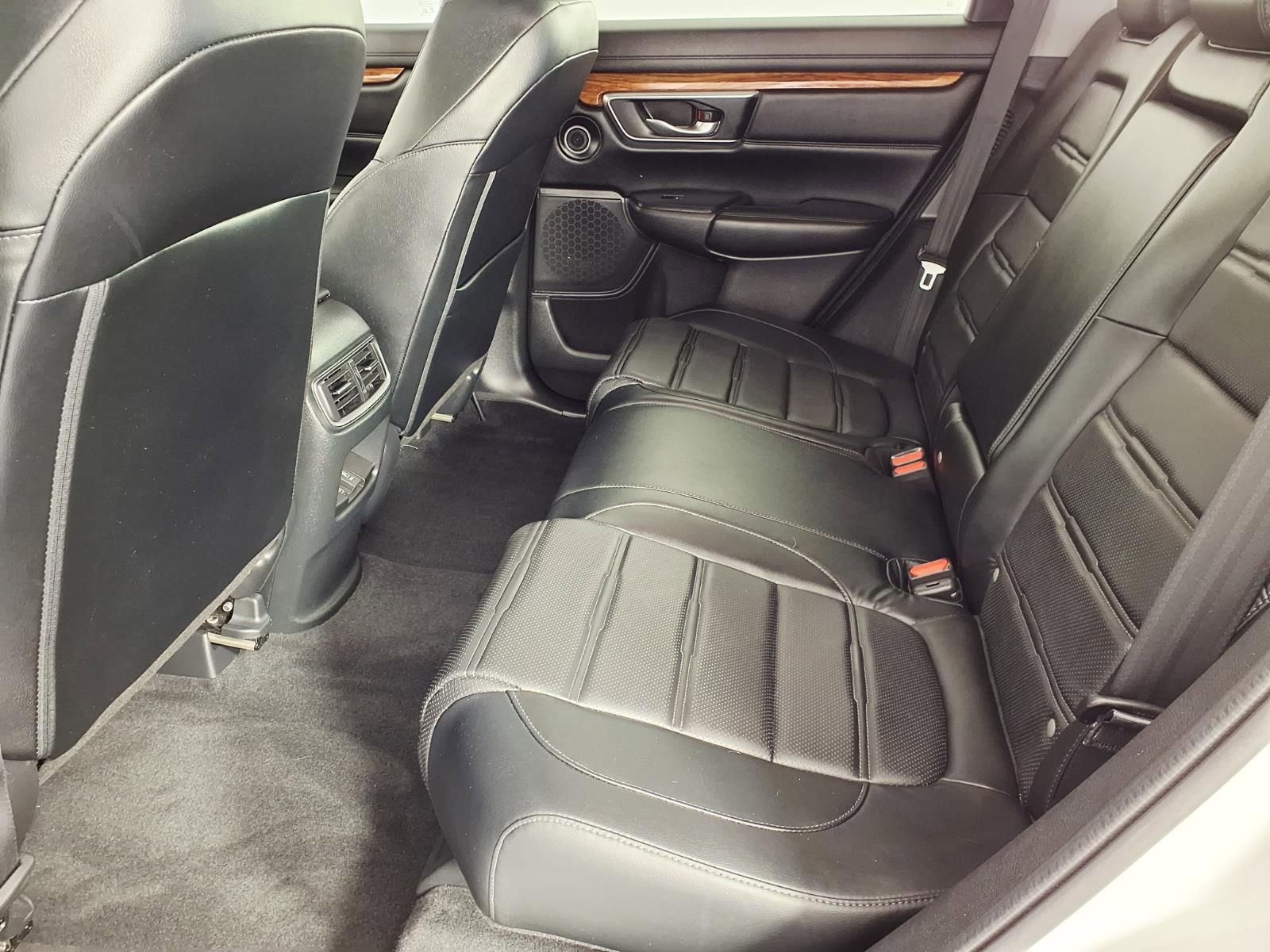 Used 2022 Honda CR-V Touring image 9