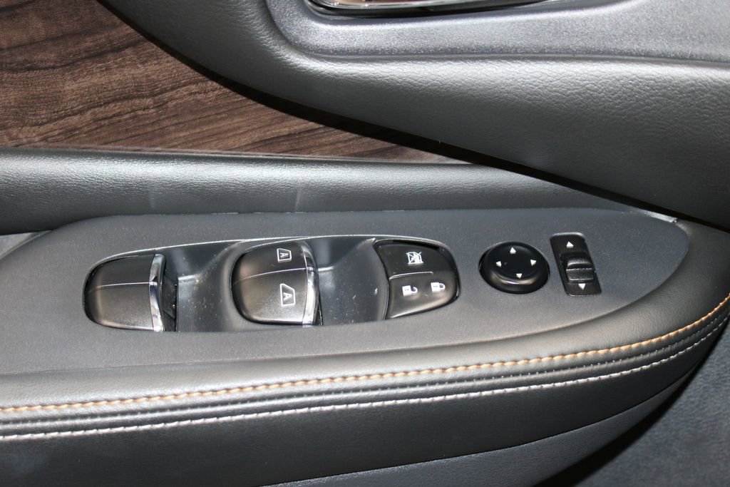 Used 2024 Nissan Murano Platinum image 43