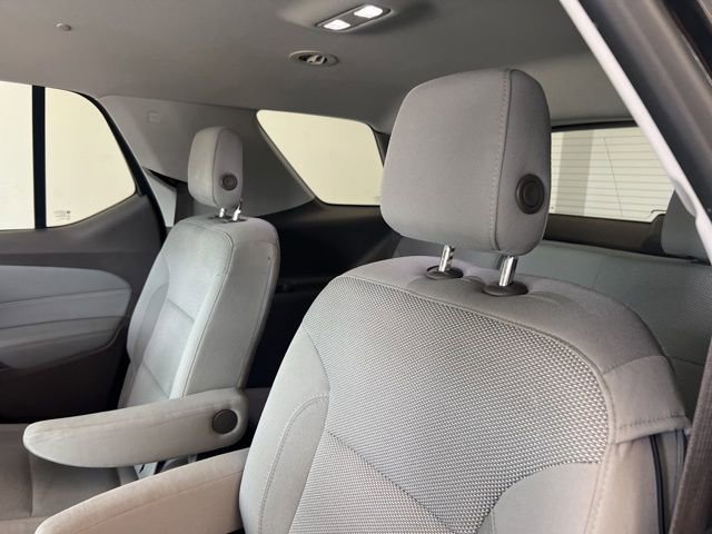 Used 2018 Chevrolet Traverse LT FWD image 12