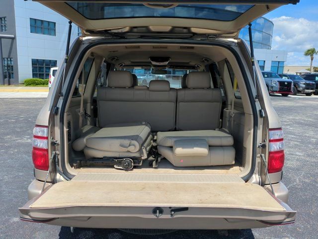 Used 2004 Toyota Land Cruiser AWD/4WD image 14