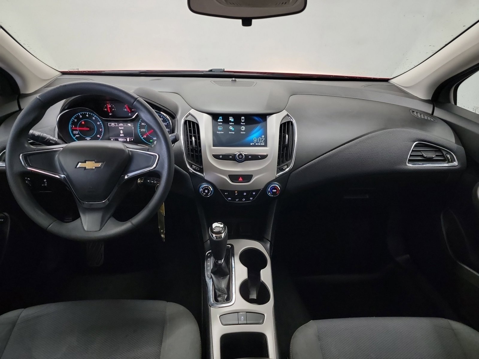 Used 2018 Chevrolet Cruze LS FWD image 19