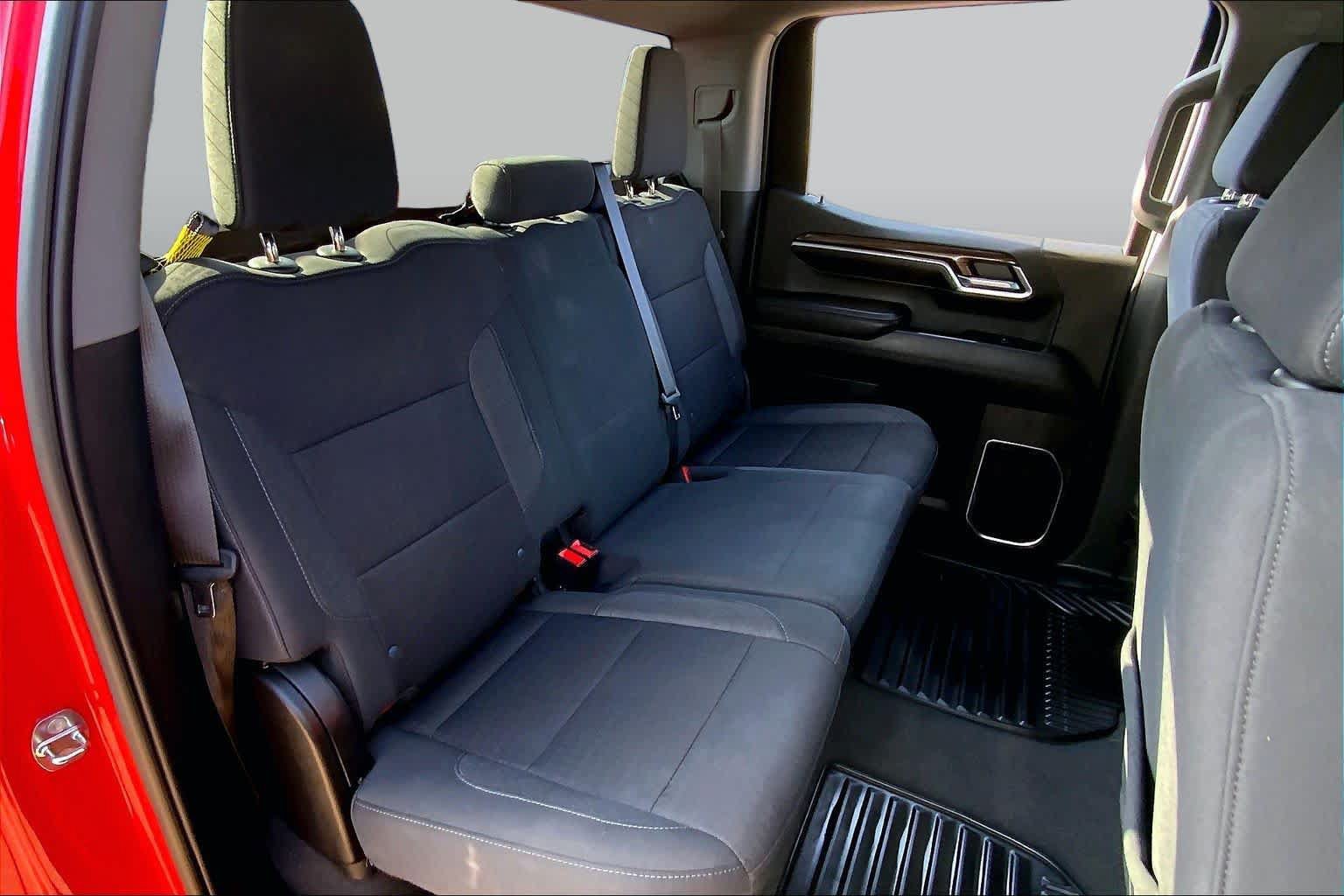 Used 2022 Chevrolet Silverado 1500 RST RWD image 14