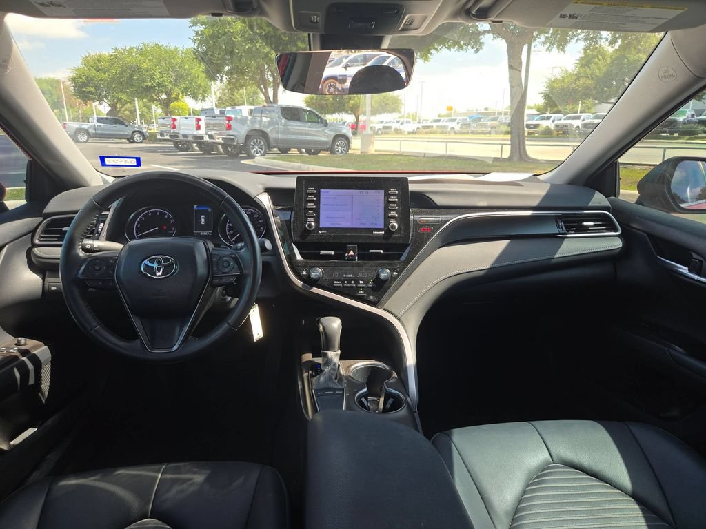 Used 2024 Toyota Camry SE FWD image 10