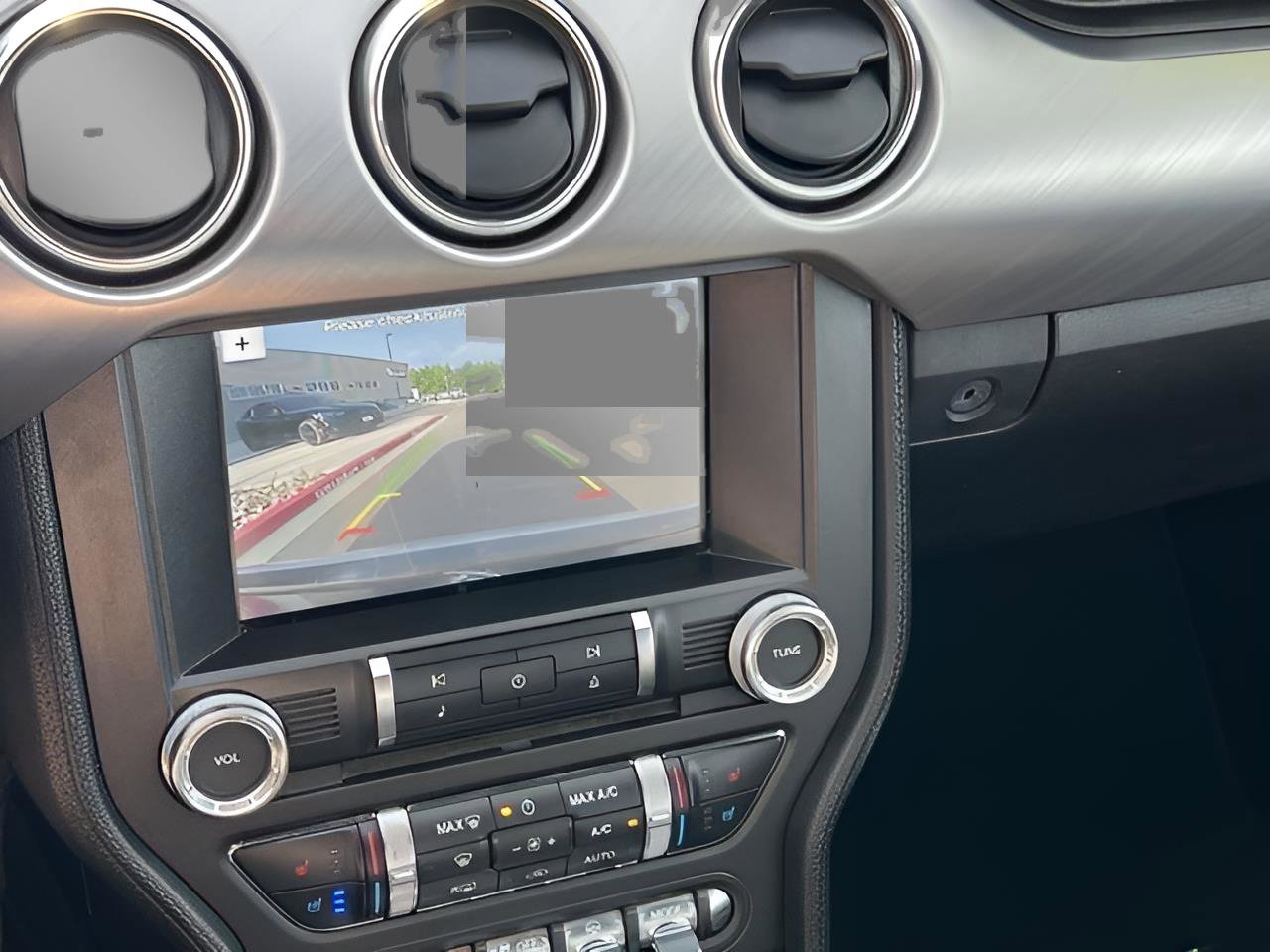 Used 2018 Ford Mustang Premium image 16