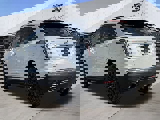 Certified 2023 Cadillac XT5 Sportv w/ Technology Package image 5