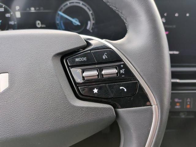 Used 2023 Kia Niro Wind w/ Wind Preserve Package FWD image 18