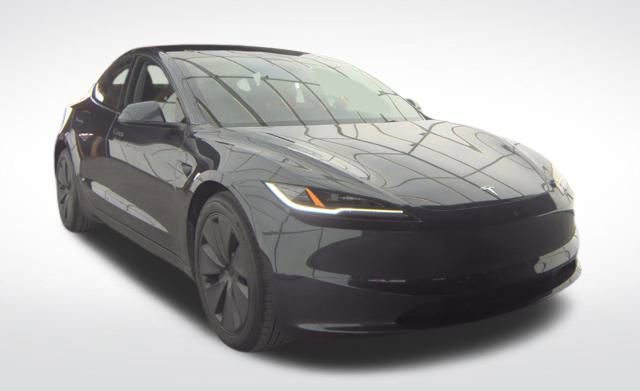 Used 2025 Tesla Model 3 Long Range image 3