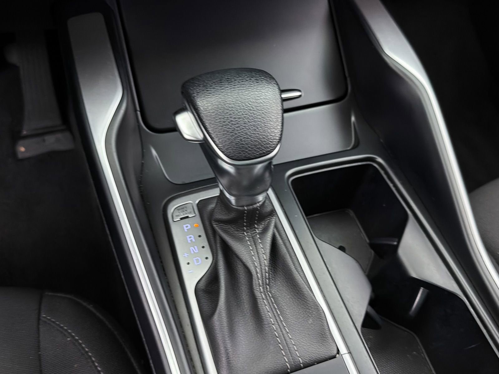 Used 2022 Kia Sorento LX FWD image 21